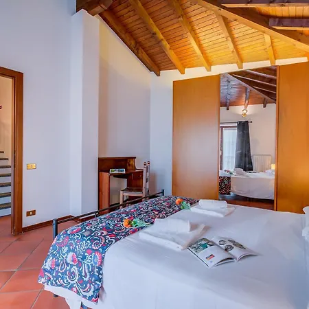 Casa Al Castello In Leggiuno With Garden - Happy Rentals بيت للعطل Leggiuno